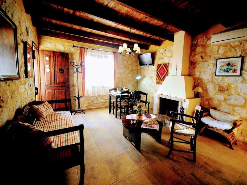 Ville Du Soleil - Exclusive Homes With Rustic Charm And Sensational Views Of The Mediterranean Sea Makrýgialos 外观 照片